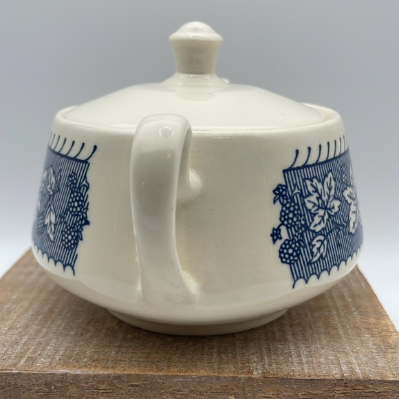 Homer Laughlin Shakespeare Country Blue Sugar Bowl with‎ Lid - Picture 3 of 8